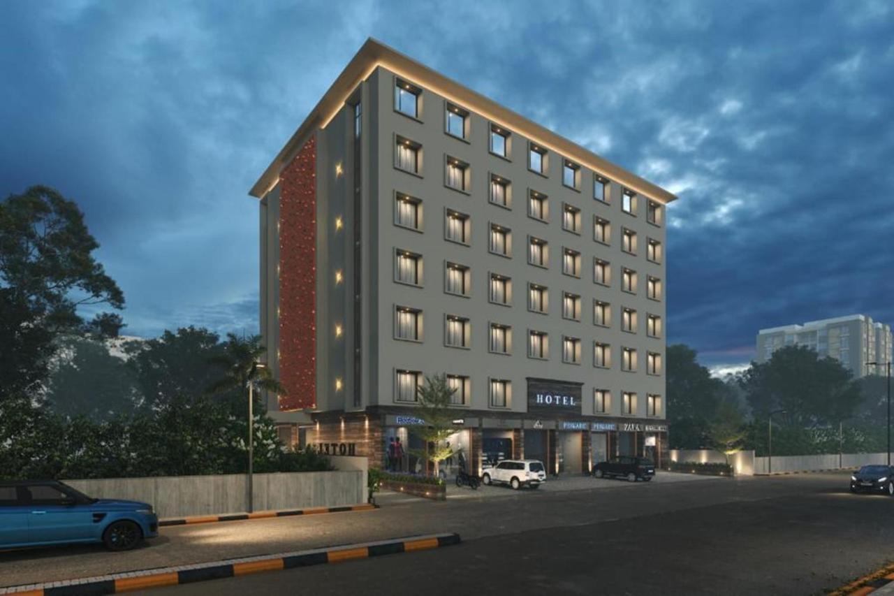 The Sky Imperial Hotel Kailash Jāmnagar 外观 照片